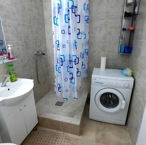 Lovely 1 Bedroom Near Arena Nationala With Free Ac And Wi-fi Appartement Boekarest